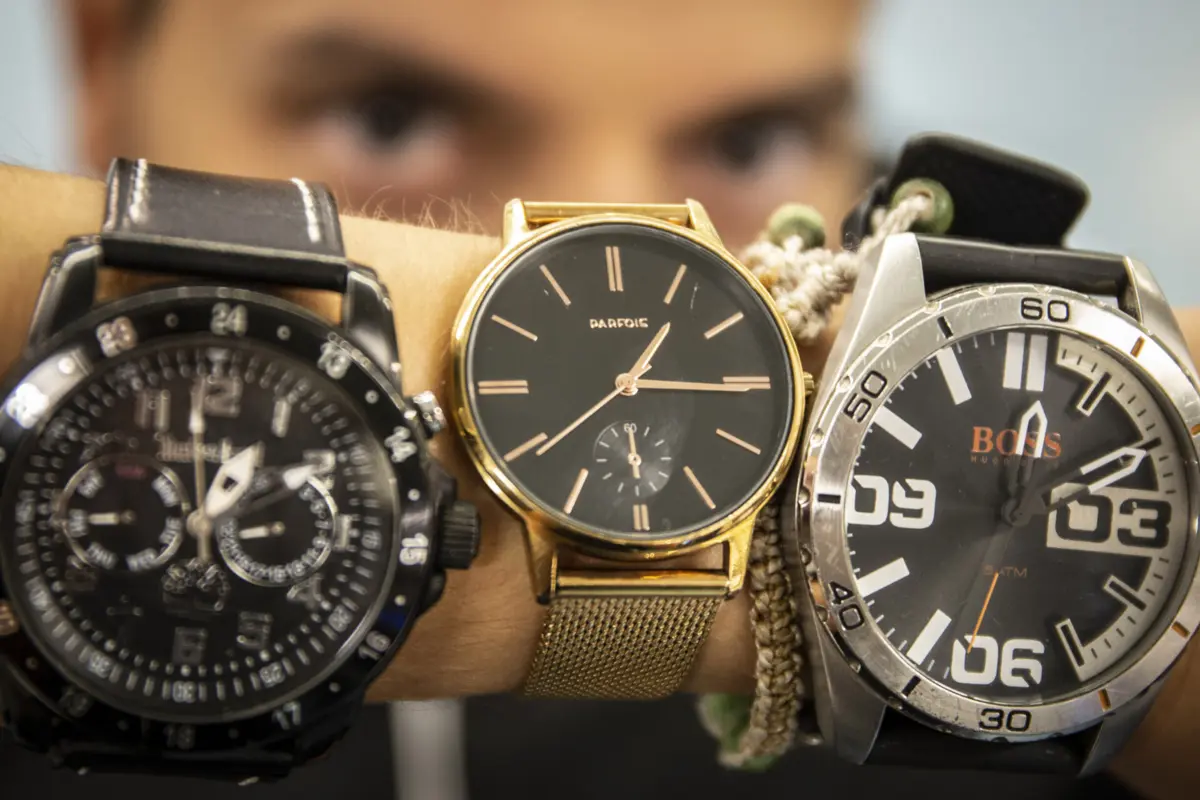 Com o horário de inverno os relógios atrasam uma hora