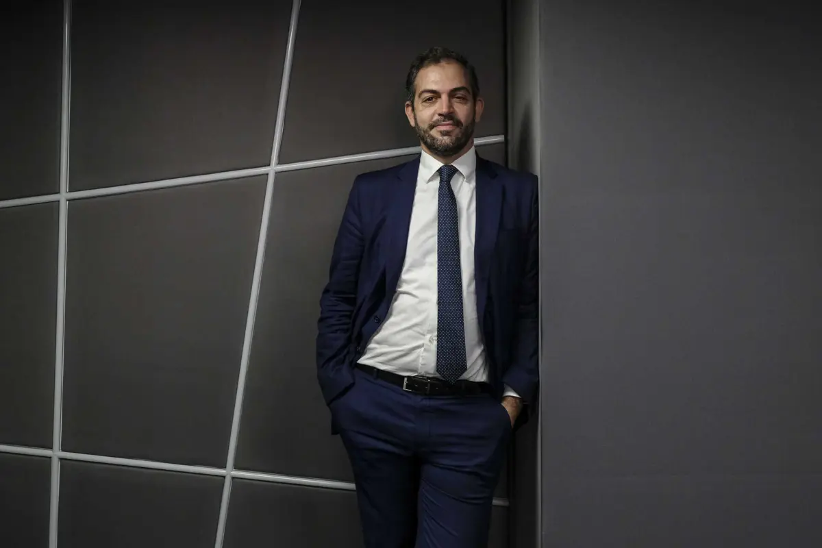 Duarte Cordeiro, mencionado esta terça-feira, nega ter sido constituído arguido