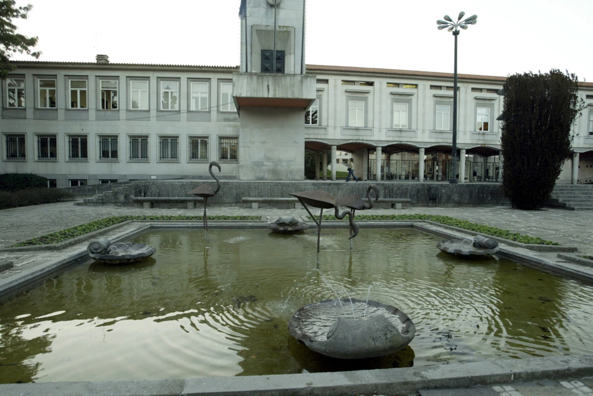 Autarquia famalicense nota que a taxa de execução da despesa se fixa nos 80%