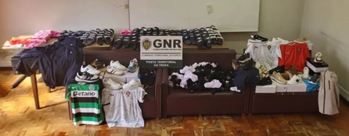 Feirante vendia equipamentos do Sporting e da Seleção Nacional