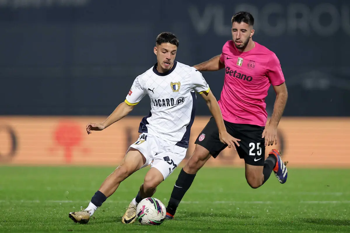 Internacional português num jogo frente ao Famalicão