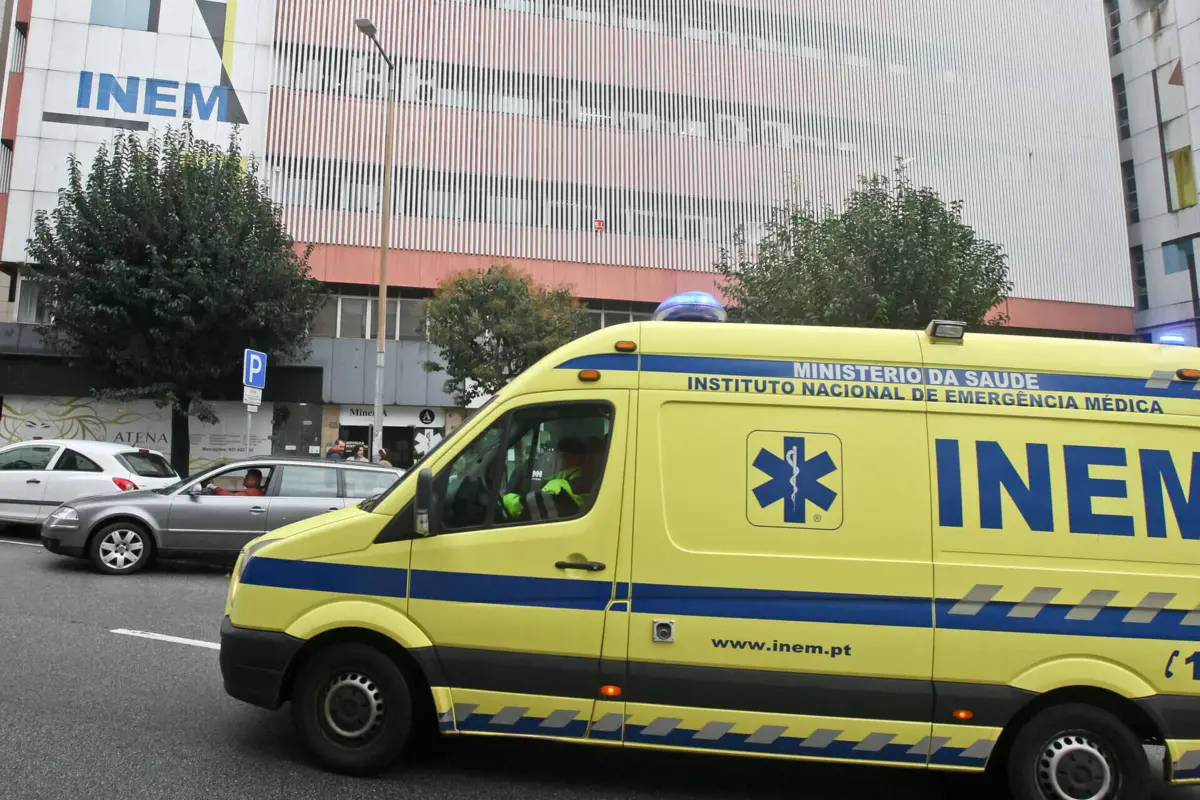 Deliberação foi aprovada em protesto contra os atrasos dos pagamentos por parte do Ministério da Saúde