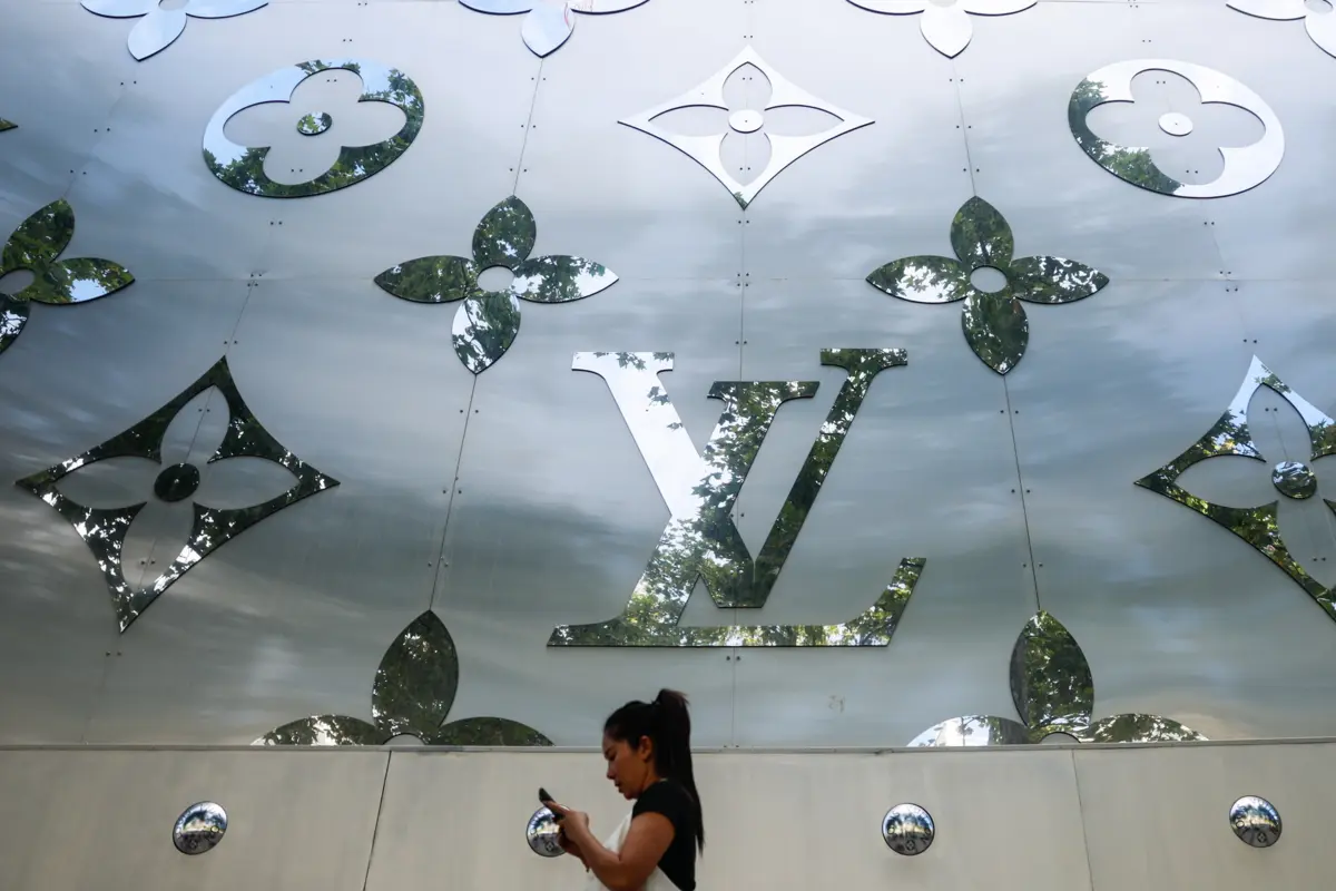 Imagem de contexto do artigo Gigante da moda e acessórios de luxo estreia-se na maquilhagem, e há produtos que superam os 200 euros