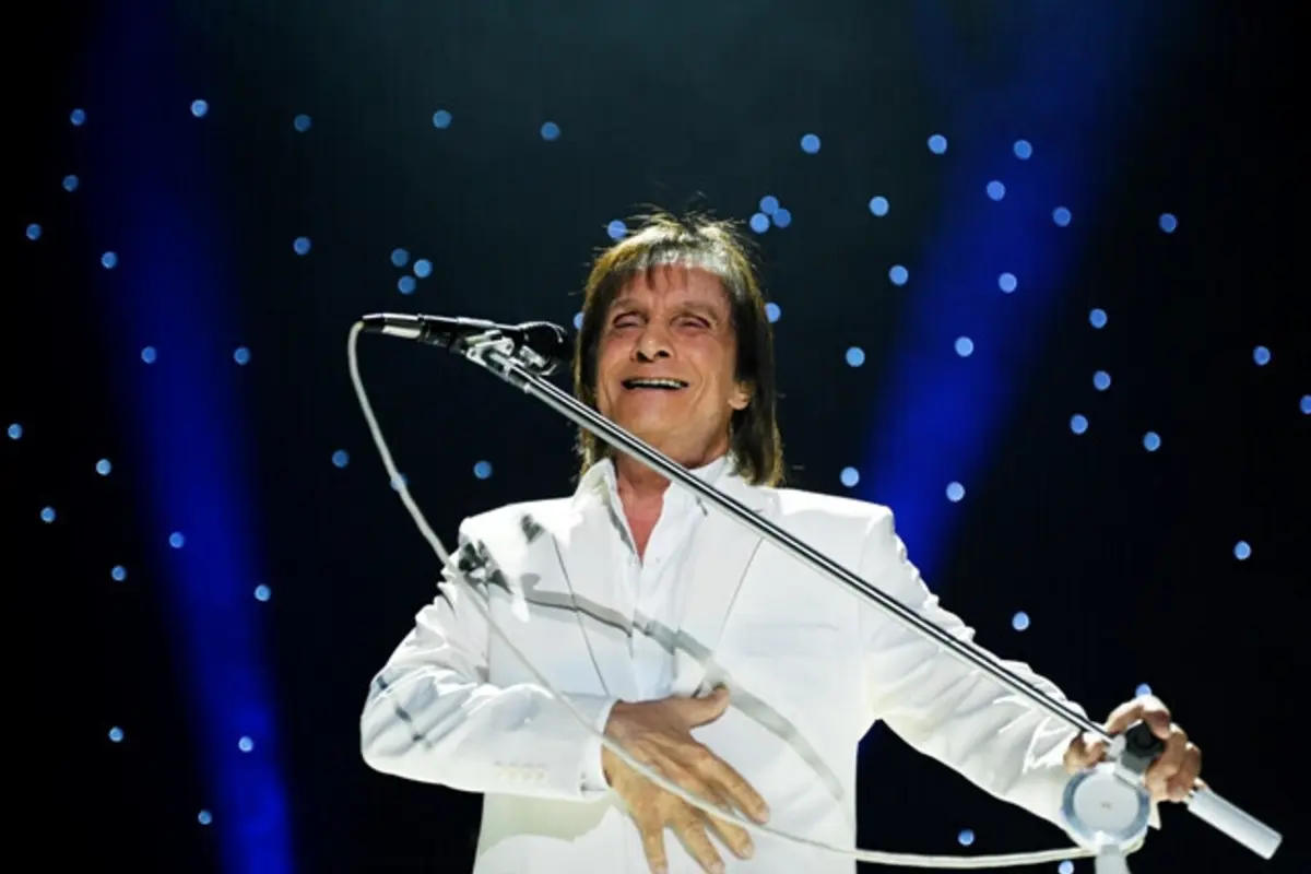 Roberto Carlos: o rei do romantismo atua domingo e segunda-feira no Forum Braga.