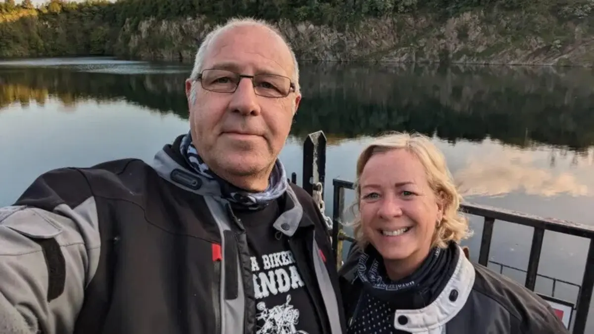 Elaine e Graeme Winn, de 58 e 65 anos, morreram na queda de teleférico em Nápoles