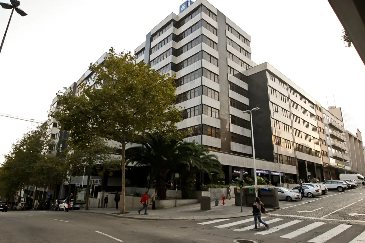 Tribunal de Instrução Criminal (TIC) do Porto aplicou uma caução aos outros arguidos