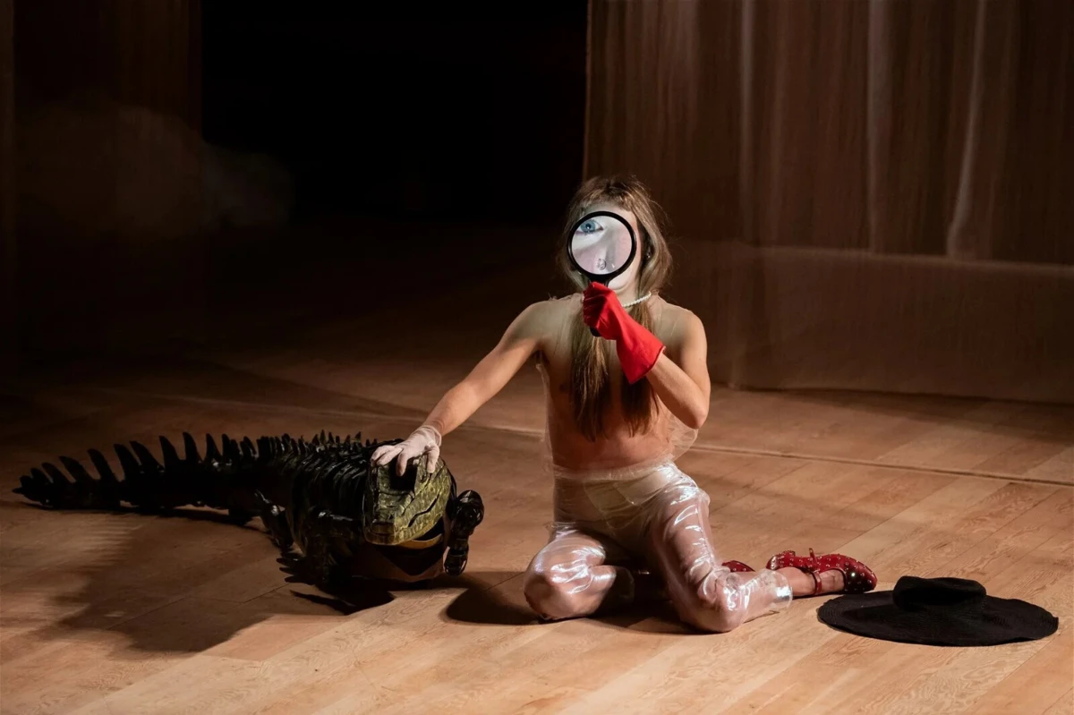 “Fio ^”, de Inês Campos: sábado e domingo, ás 17 horas, no Auditório de Serralves, no Porto.