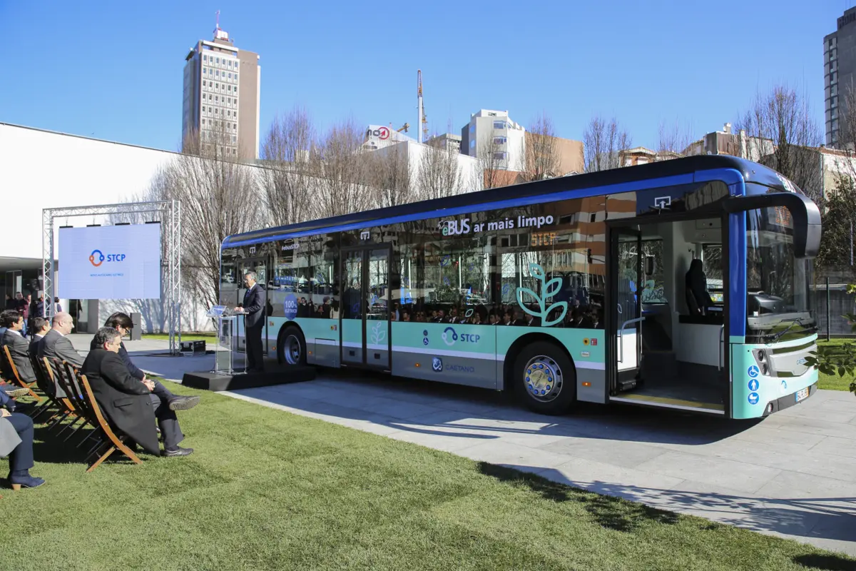 Cada candidato pode obter um benefício máximo de 12 milhões de euros