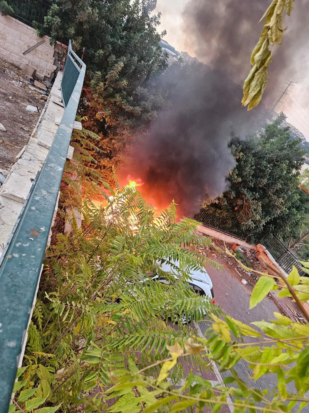 O sistema de defesa israelita intercetou no total cinco drones e projéteis disparados do Iraque e do Iémen