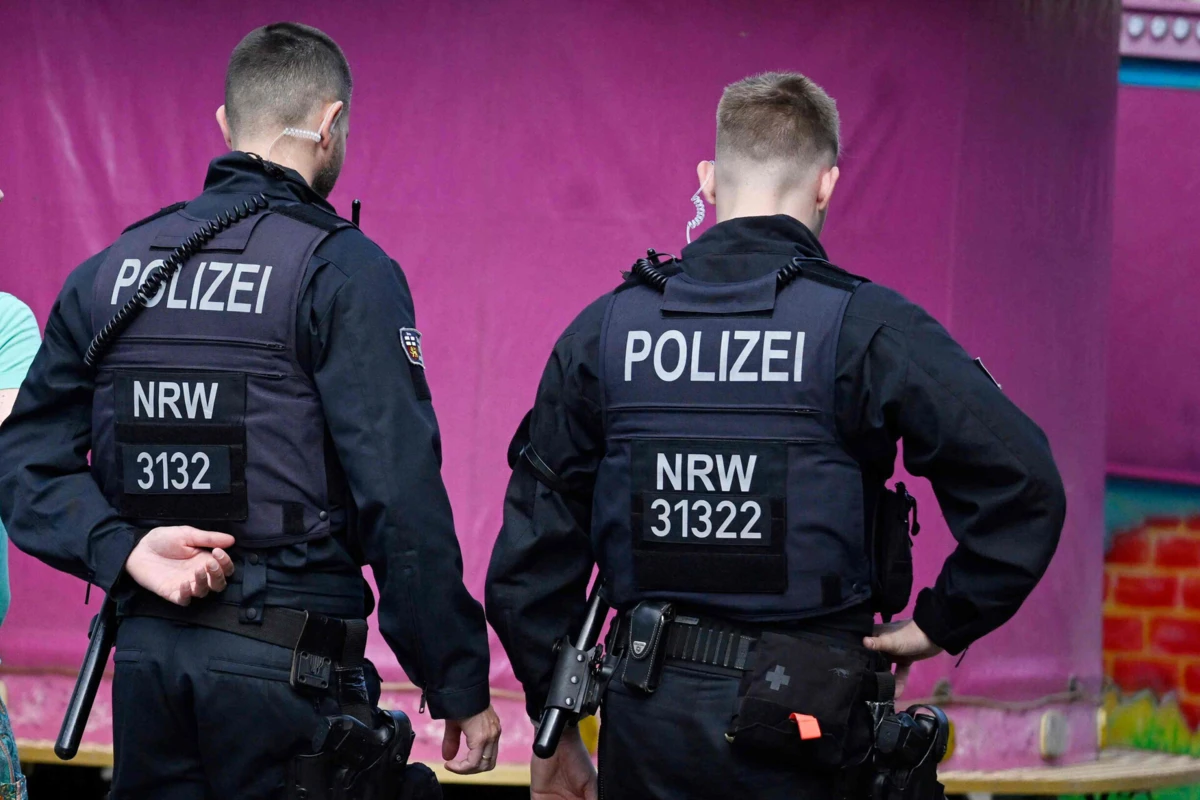 Imagem de contexto do artigo Polícia alemã mata homem armado com duas facas