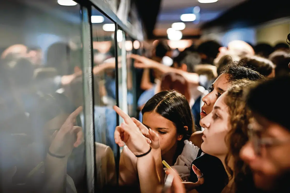 Privado com médias sempre superiores ao público