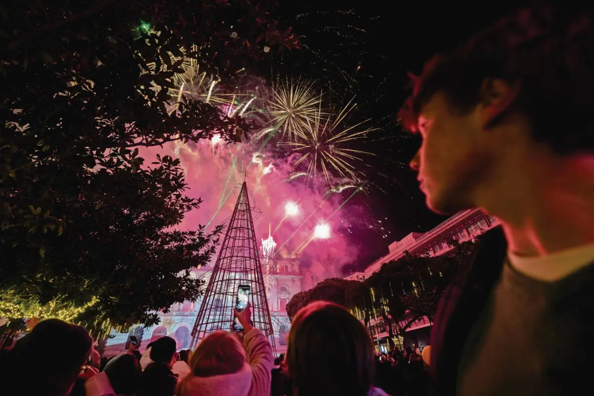Na Avenida dos Aliados, no Porto, são esperadas milhares de pessoas para celebrar até de madrugada