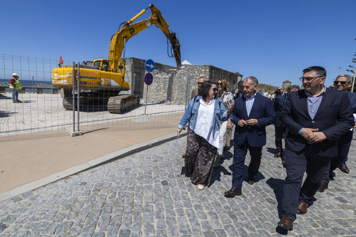 Secretário de Estado visitou alguns locais de risco devido à erosão costeira