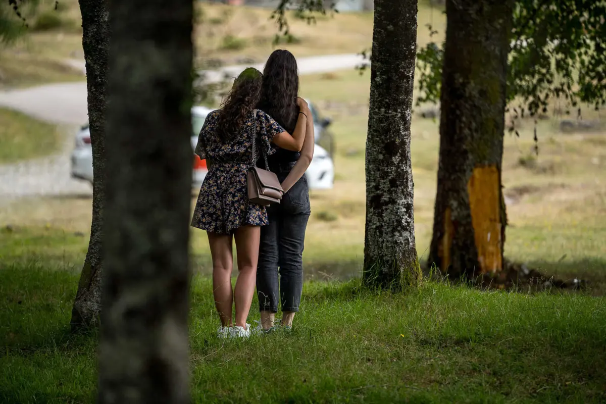 O acidente vitimou quatro jovens, com 18 e 19 anos, na madrugada deste domingo, em Melgaço