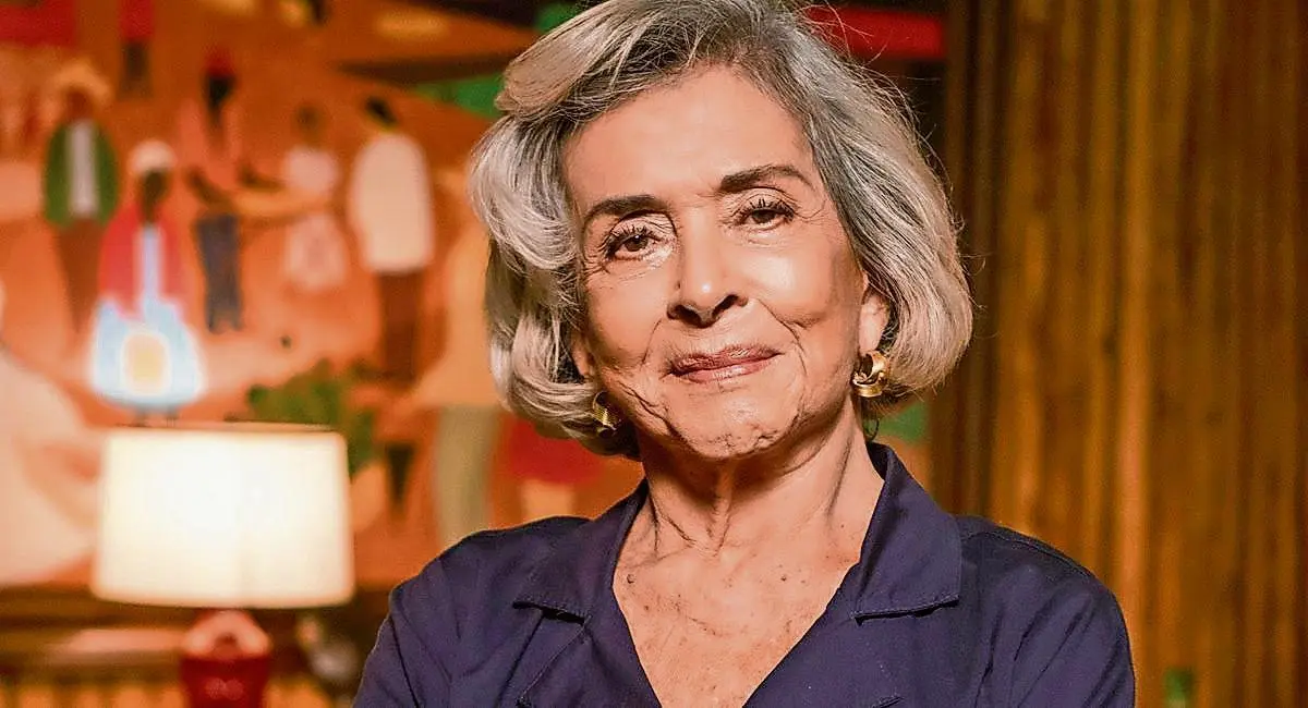 A atriz tem 84 anos