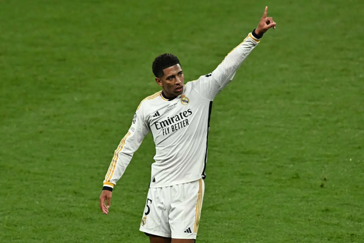 Internacional inglês continua a fazer crescer os cofres do Borussia Dortmund