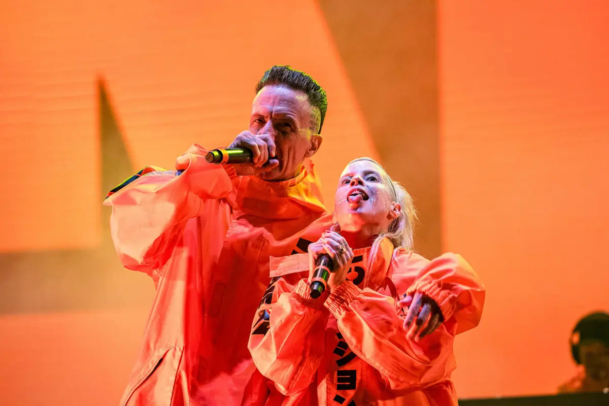 Die Antwoord pisaram um palco português pela primeira vez