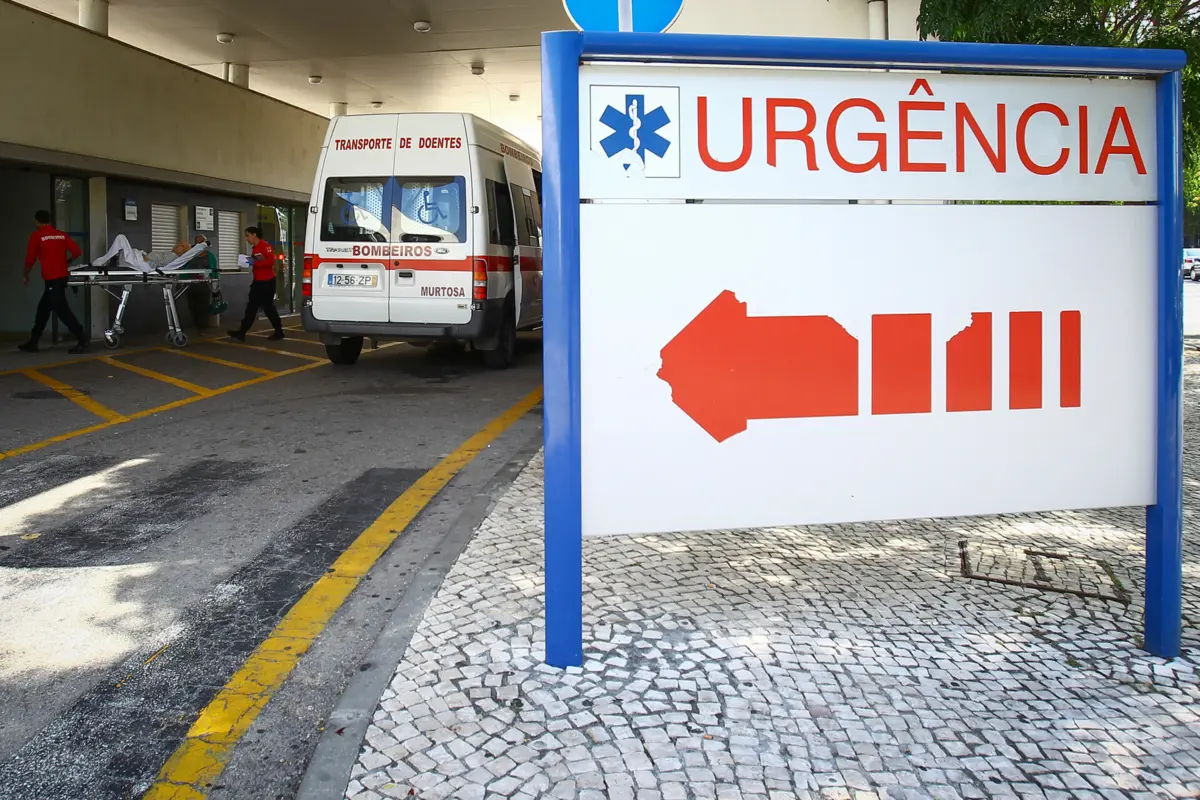 Mulher foi transportada de carro para a Urgência de Aveiro