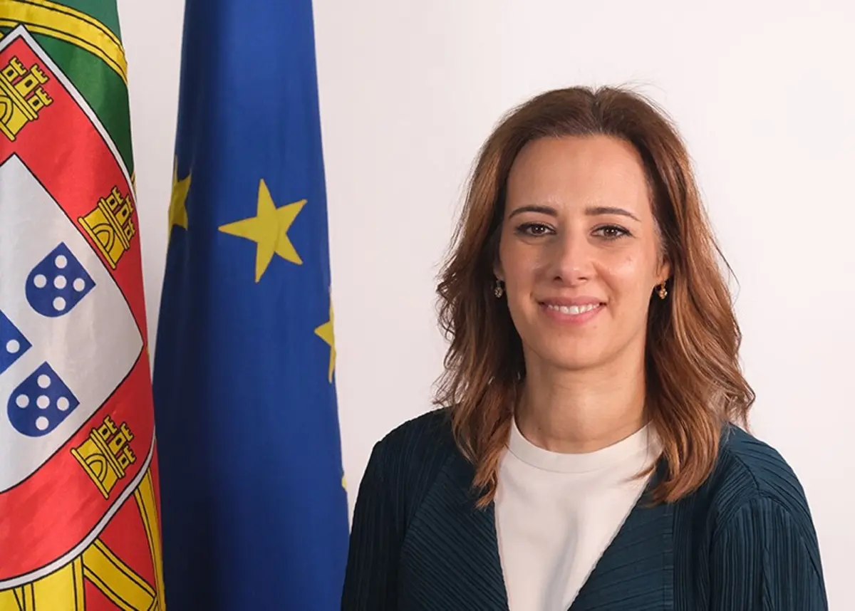 A governante acrescenta que “em política não vale tudo nem pode valer tudo”