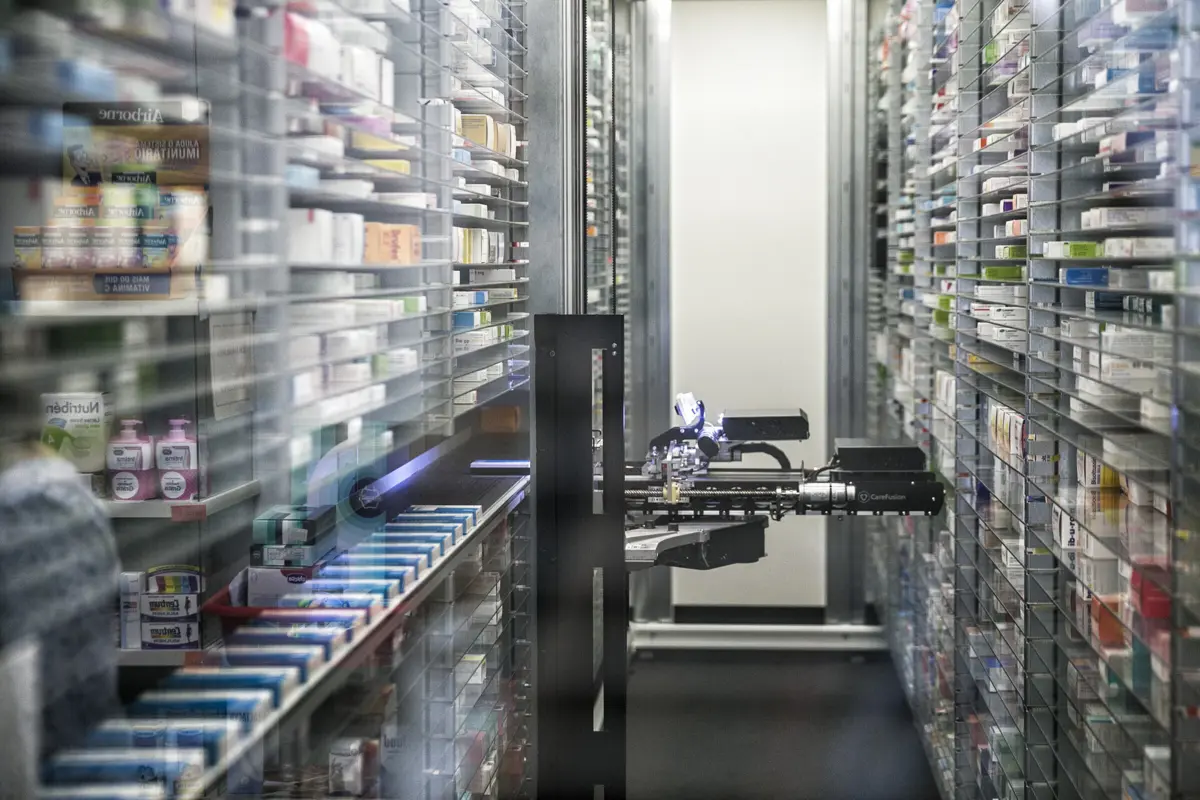 Infarmed avisa que medicamento usado para calvície pode causar pensamentos suicidas