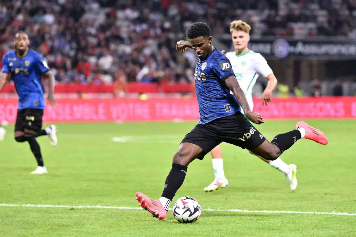 Cho foi o autor do terceiro golo