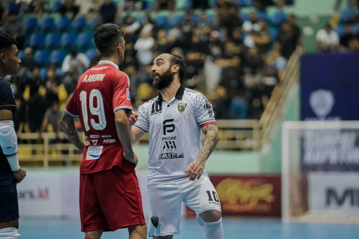 Ricardinho continua a encantar os adeptos do Pendekar United, na Indonésia