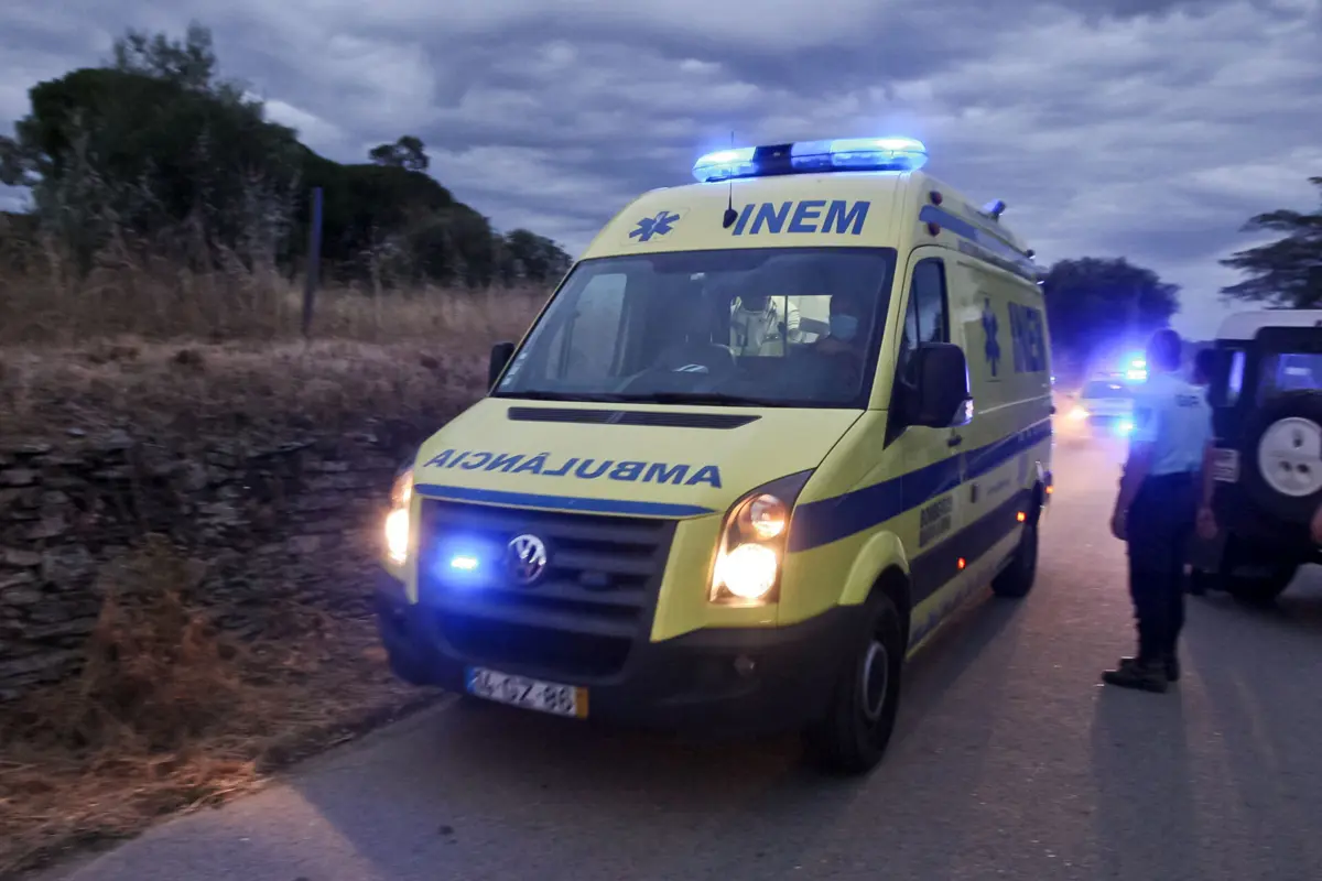 Acidente ocorreu pelas 7.30 horas