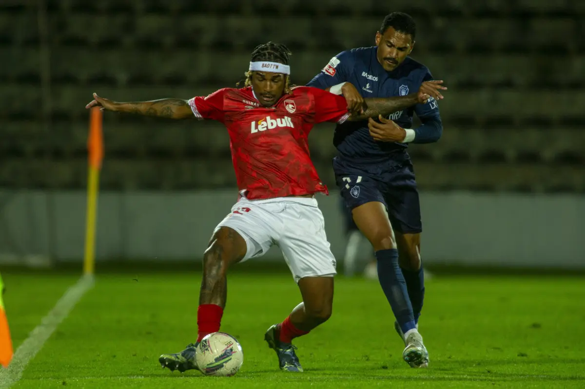 Imagem de contexto do artigo Santa Clara vence Gil e ultrapassa Benfica no pódio