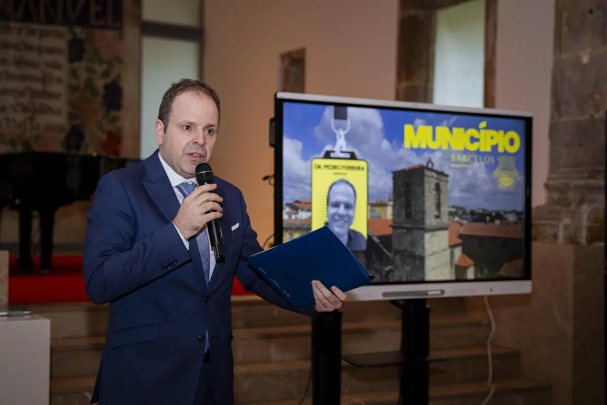 Apresentação da app VisitPlann disponível para ios e android