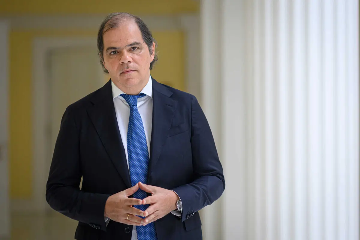 Empresário considera que o clube azul e branco deve manter a liderança e o ADN