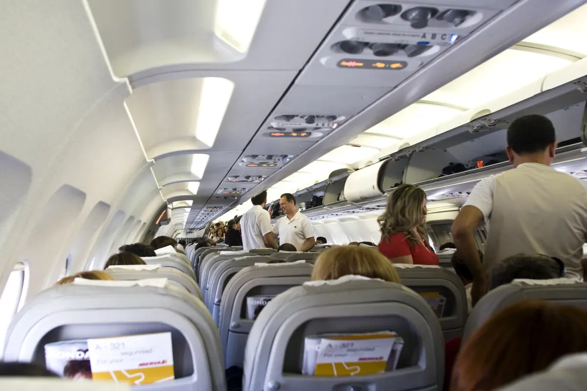 Passageiros podem também ver associada à coima uma das sanções acessórias previstas na lei, como a publicitação da sanção