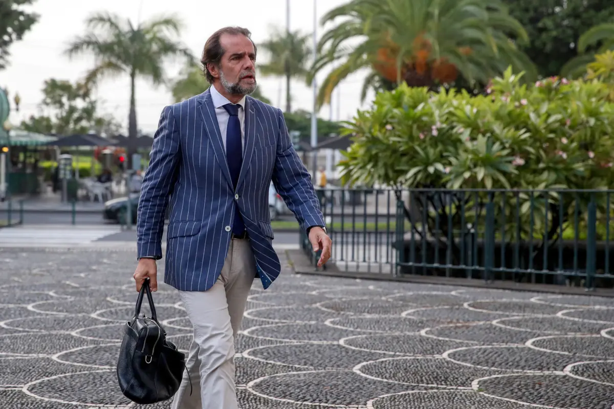 Miguel Albuquerque quer eleições regionais antecipadas "o mais rapidamente possível"
