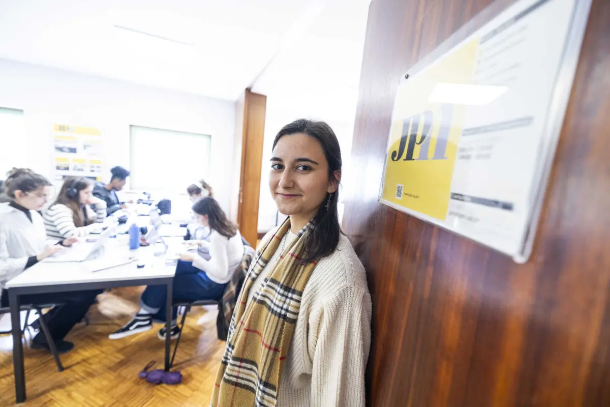 Luísa Capucho, finalista de Ciências da Comunicação, diz que é preciso deixar os jovens "florescer"
