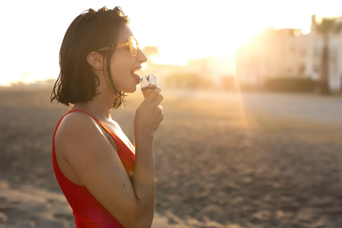 Imagem de contexto do artigo Cãibras, sensação de enjoo e mais três sinais incomuns provocados pelo excesso de calor
