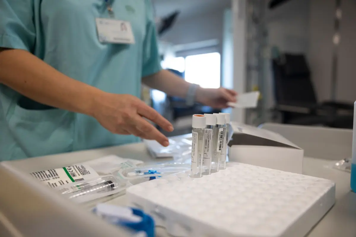 As USF registaram falhas de material básico como vacinas, "kits" para rastreio, material para pensos, papel e toner para impressoras