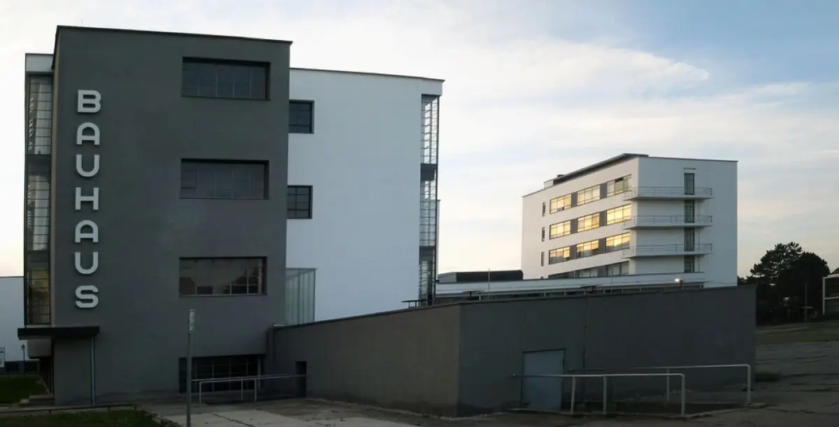 Escola Bauhaus, em Dessau, está a celebrar 100 anos