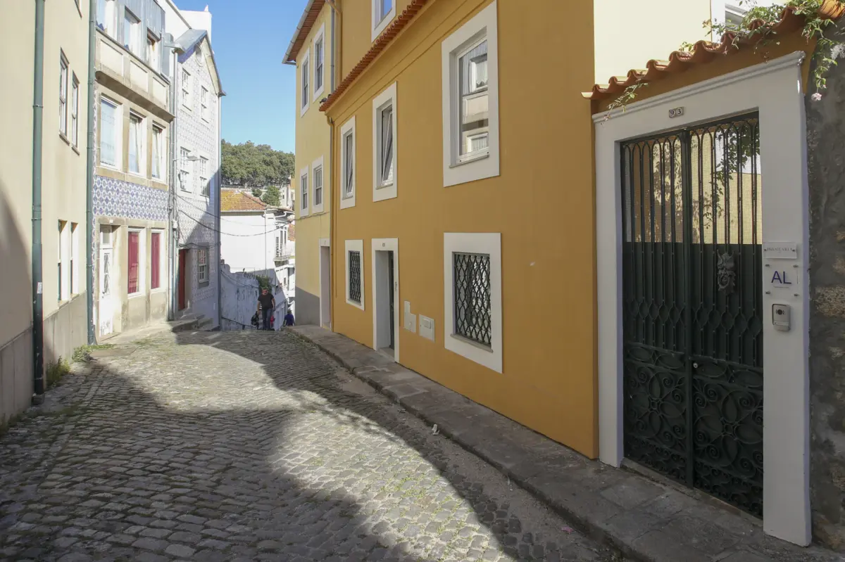 Câmara do Porto vai suspender autorização de novas licenças pelo período de seis meses