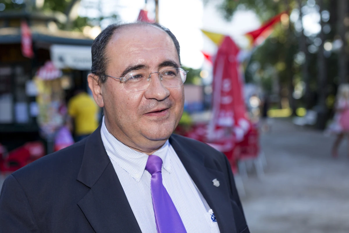 O presidente da Câmara de Faro, Rogério Bacalhau