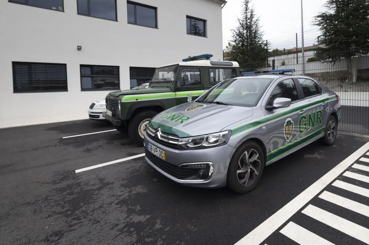 GNR deteve um homem de 31 anos por furto qualificado, na localidade de Alcabideche