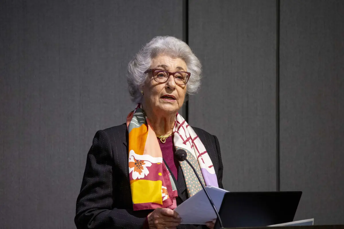 Presidente da Rede Europeia Anti-Pobreza Portugal, Maria Joaquina Madeira, nesta sexta-feira, na abertura da Cimeira das Pessas, que decorre na Fundação António Cupertino de Miranda, no Porto