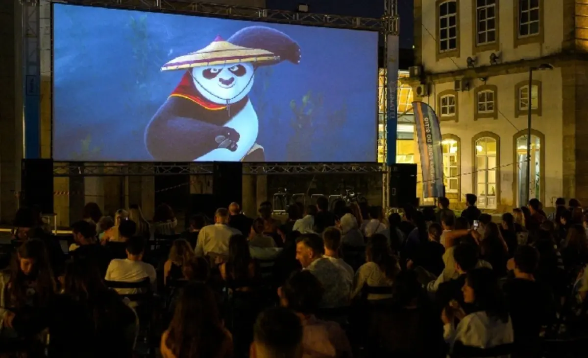 Cinema ao ar livre no Porto no mês de agosto