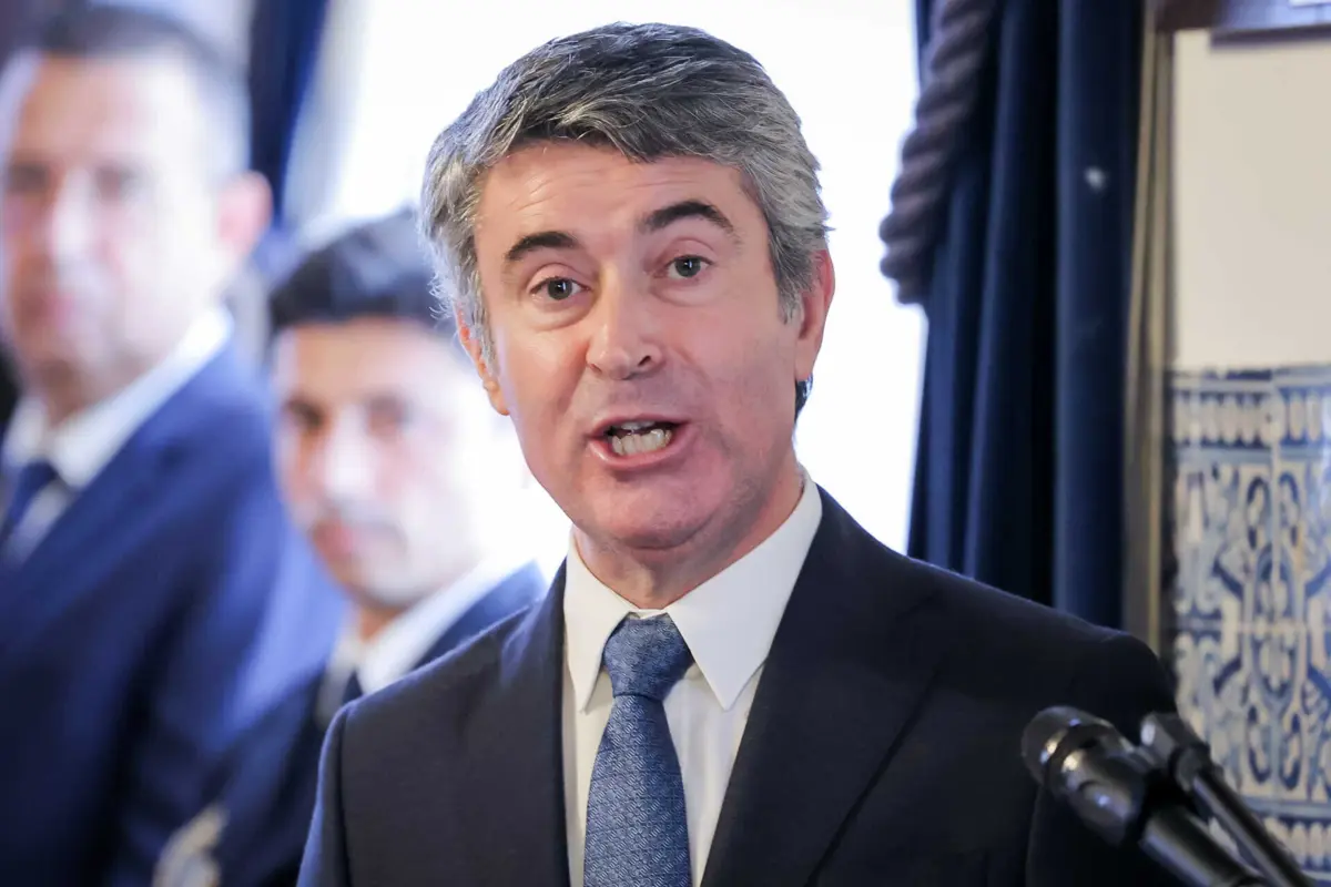 O ministro da Administração Interna, José Luís Carneiro