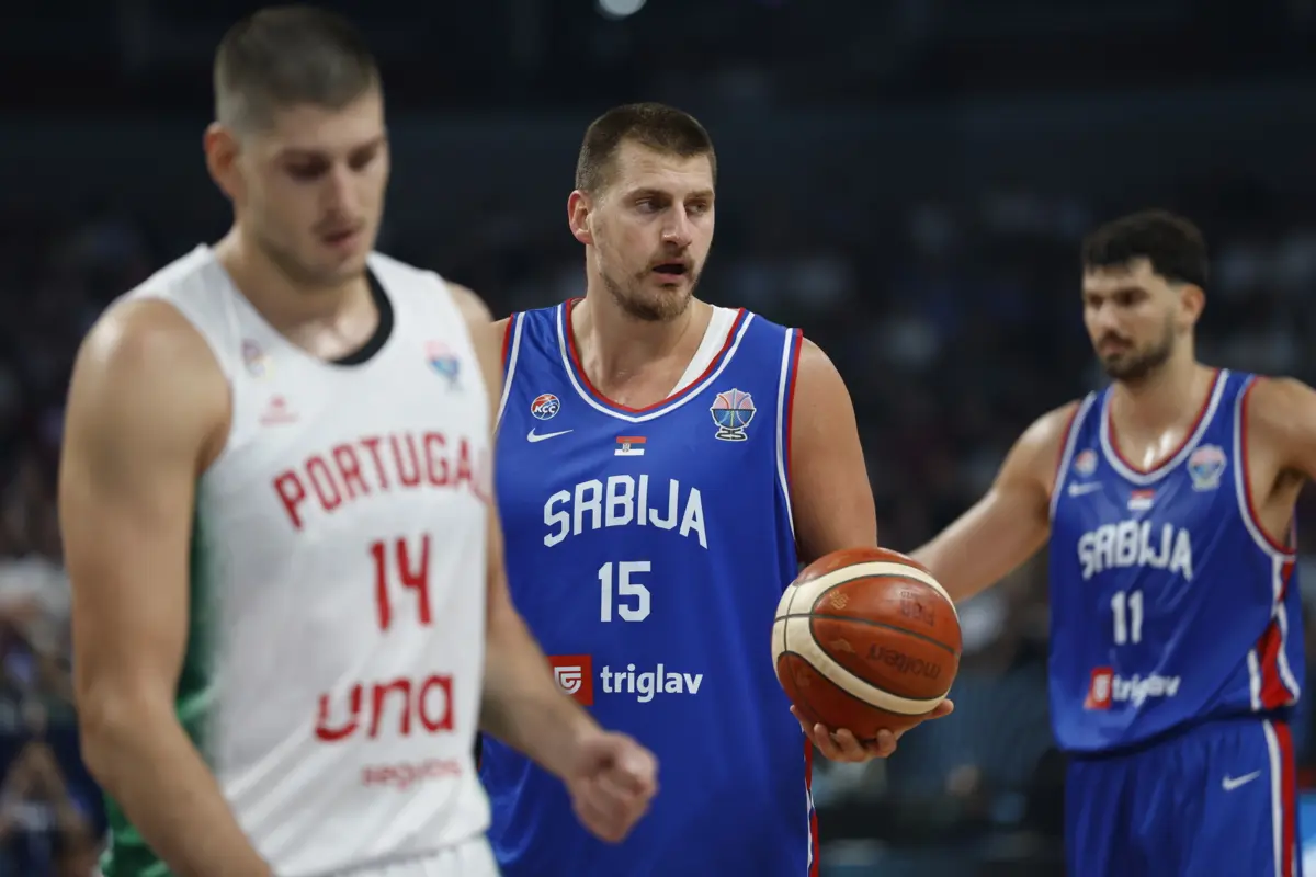 Nikola Jokic foi o grande destaque ao terminar com 23 pontos e 10 ressaltos