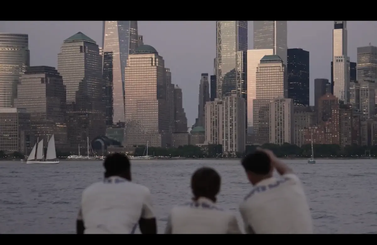 Comitiva azul e branca está nos EUA