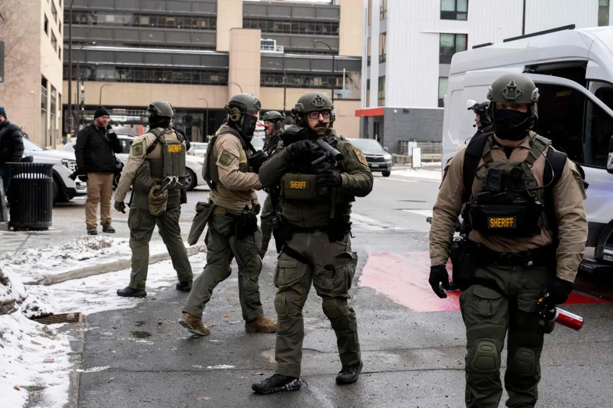 Minneapolis tem sido palco de tensão entre apoiantes e opositores do ICE