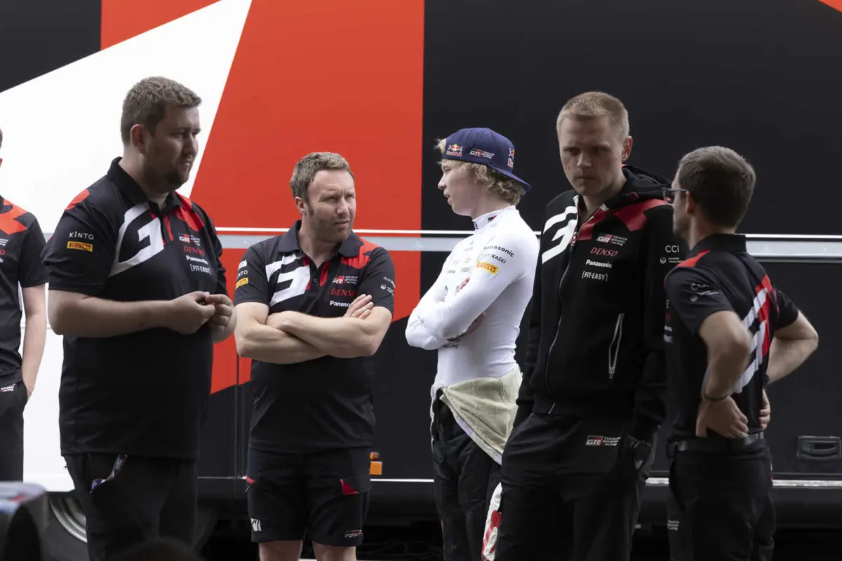 Rovanpera com a equipa da Toyota