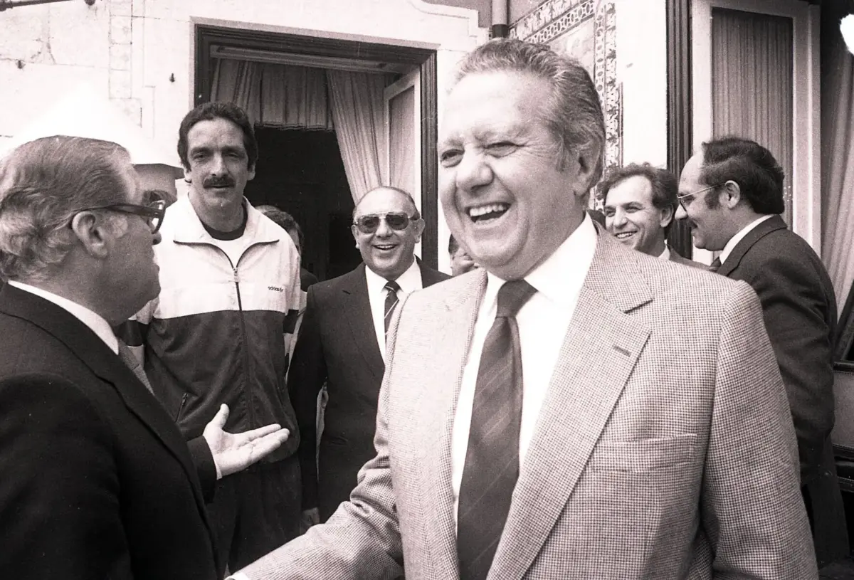 Em 16 de fevereiro de 1986, Mário Soares venceu com 51,18% dos votos na segunda volta