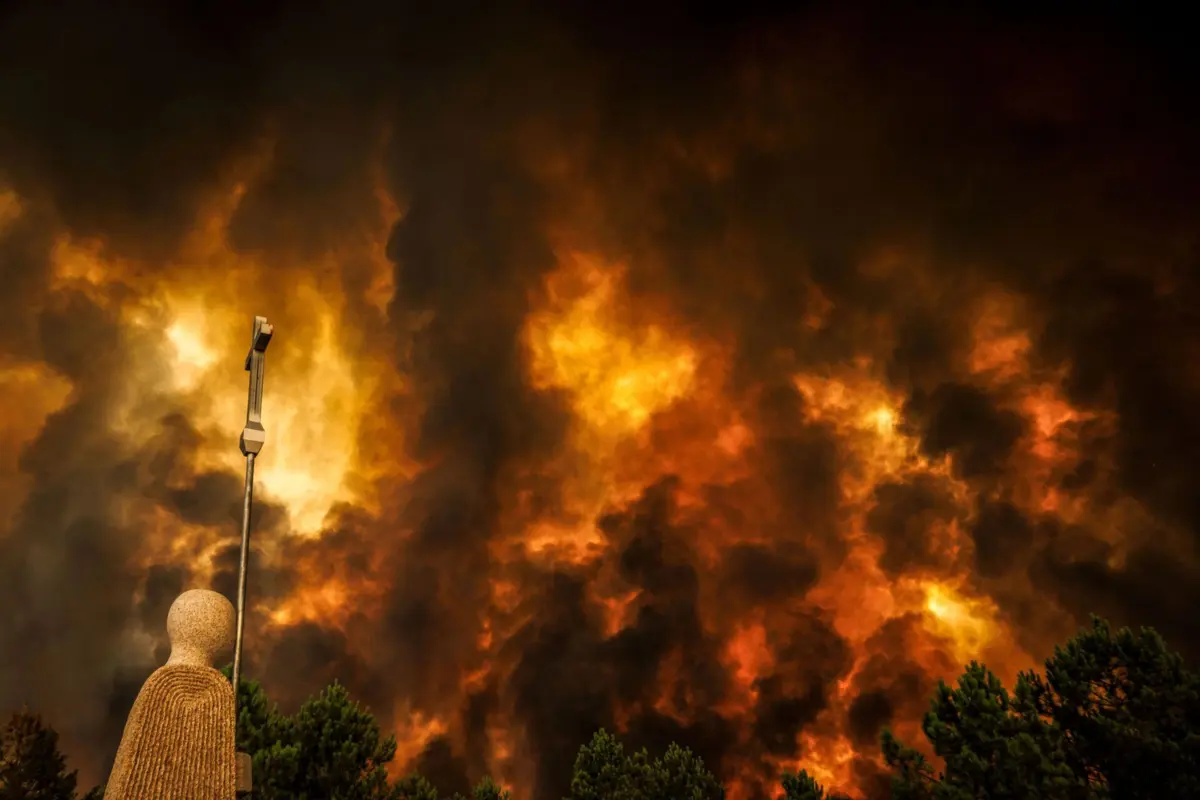 Imagem de contexto do artigo Bombeiro de Vila Nova de Paiva ferido no fogo de Sátão