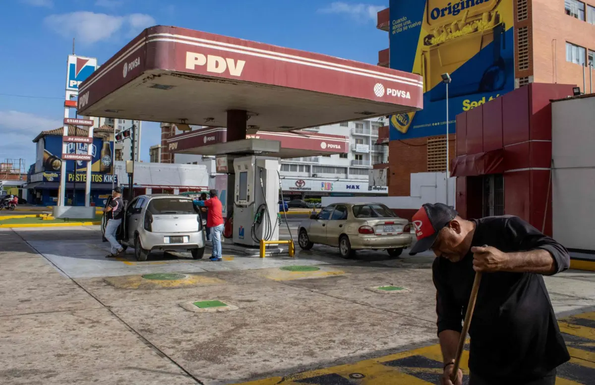 Caracas possui as maiores reservas de petróleo conhecidas no Mundo.