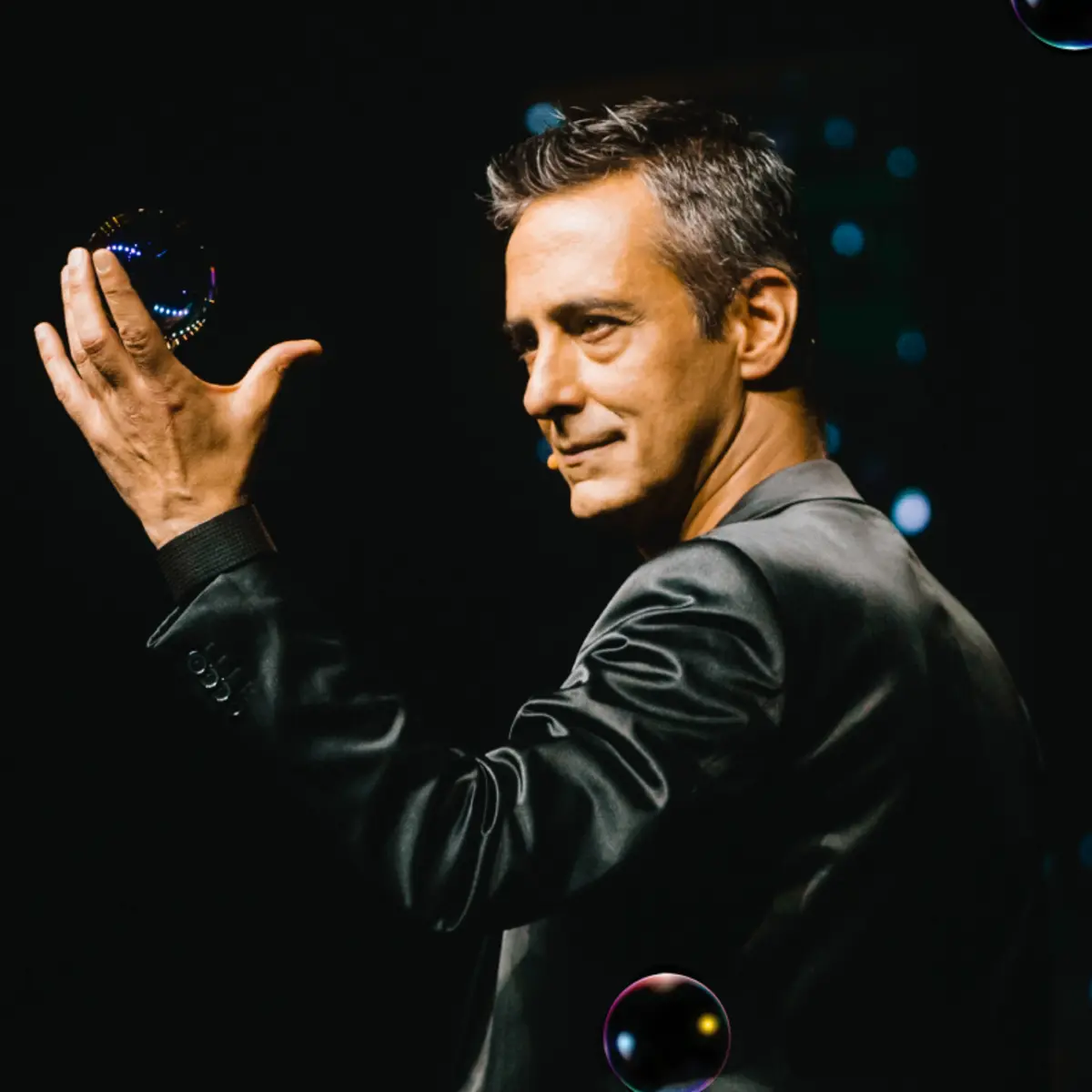 Luís de Matos no espetáculo "Impossível-ao vivo"